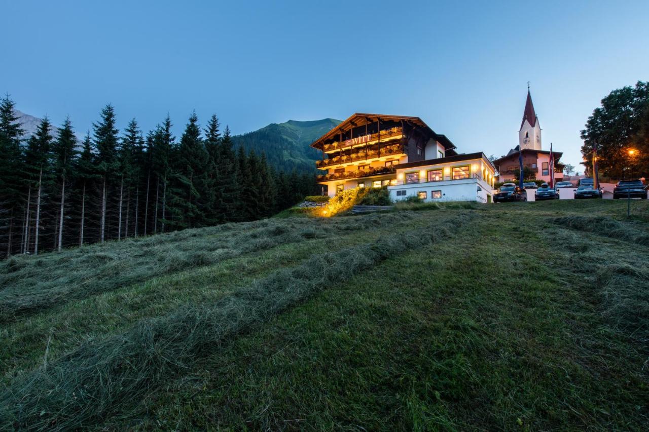 Hotel Witt بيروانغ المظهر الخارجي الصورة